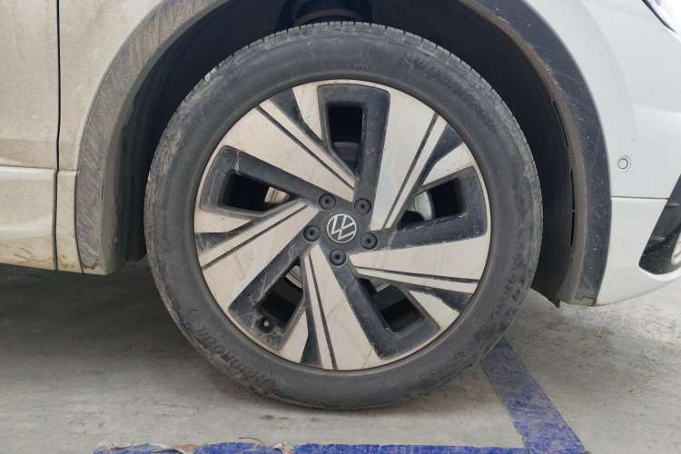 Used Volkswagen Tiguan L 2023 Restyled 330TSI Automatic Two-Wheel Drive R-Line Enhanced Comfort Version