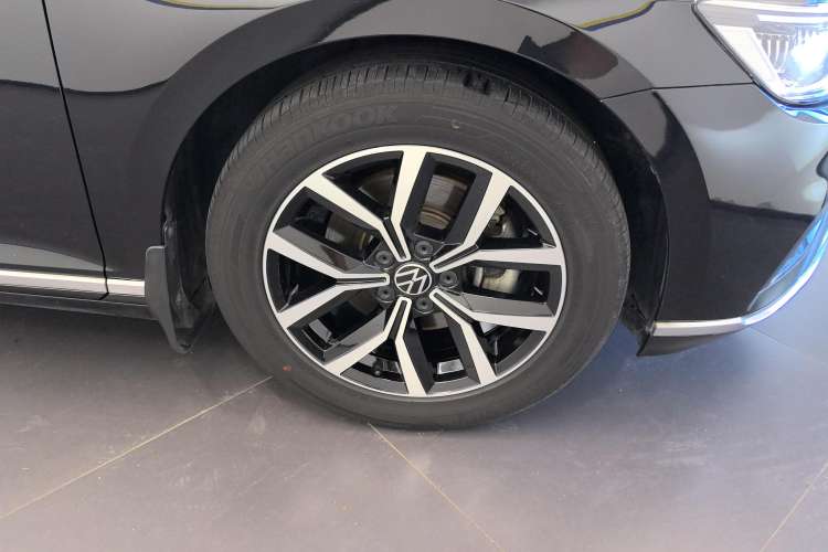 Used Volkswagen Magotan 2020 330TSI DSG Leading Model
