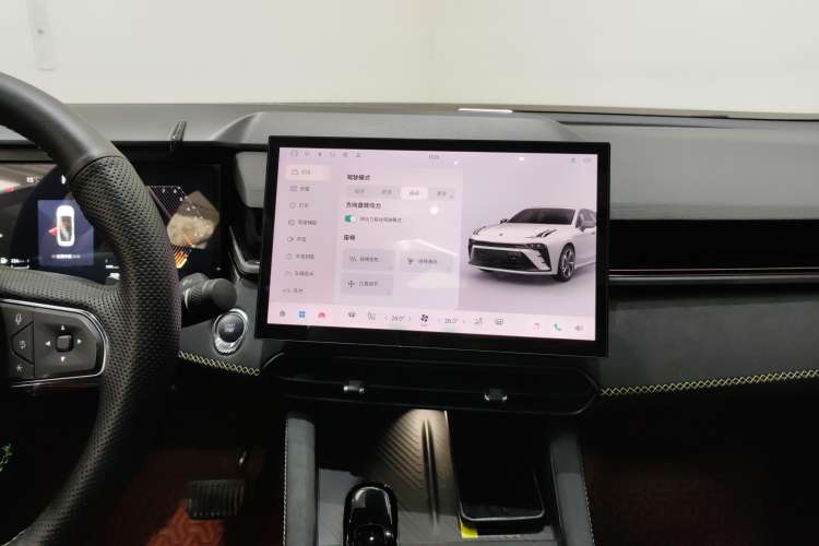 Used Lynk & Co 03 2023 2.0TD DCT JingPro
