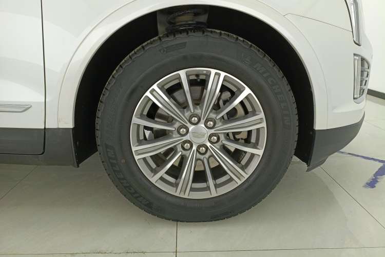 Used Cadillac XT5 2018 25T Luxury Model