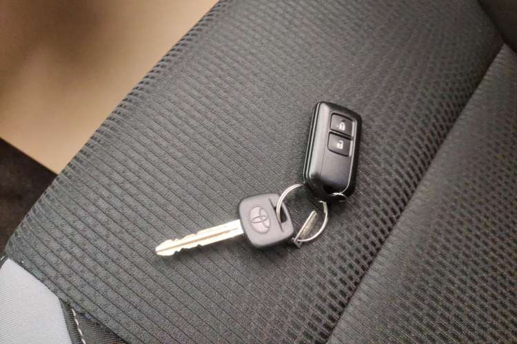 Used Toyota YARiS L 2021 X-Trail 1.5L CVT Leading Edition
