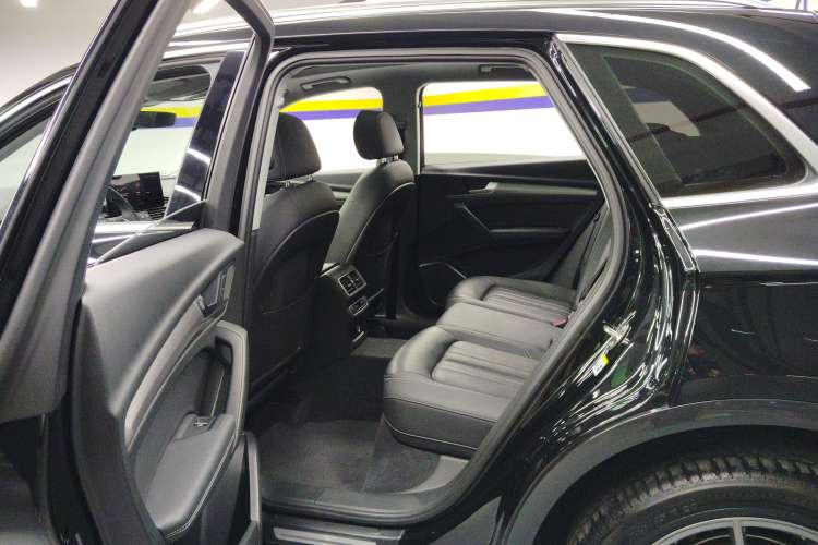 Used Audi Q5L 2022 40T Fashionable and Elegant Model
