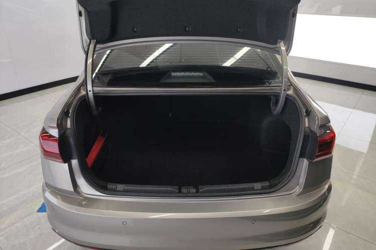 Used Volkswagen Bora 2020 1.5L Automatic Comfort Model
