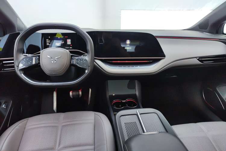 Used Hongqi EH7 2024 690 Pro
