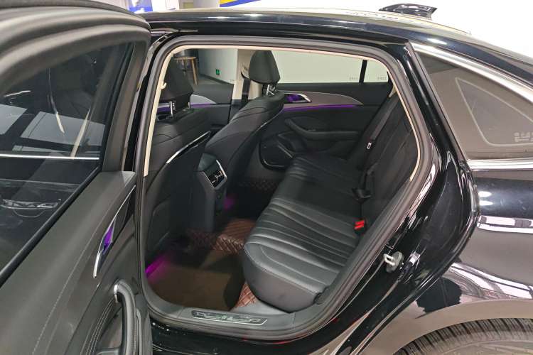 Used Hongqi H5 2023 2.0T Automatic Smart Connect Flagship Edition
