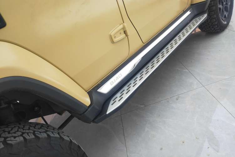 Used Beijing Auto BJ40 2019 2.3T Automatic Four-Wheel Drive Ring the Tower Champion Edition China VI
