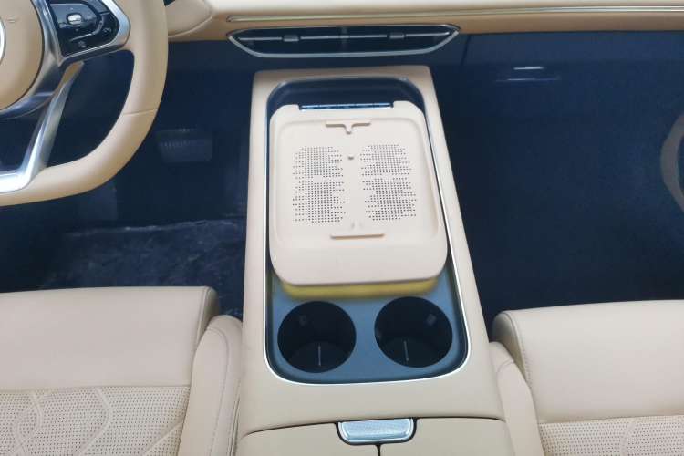 Used VOYAH FREE 2024 Ultra-Long Range Intelligent Driving Version
