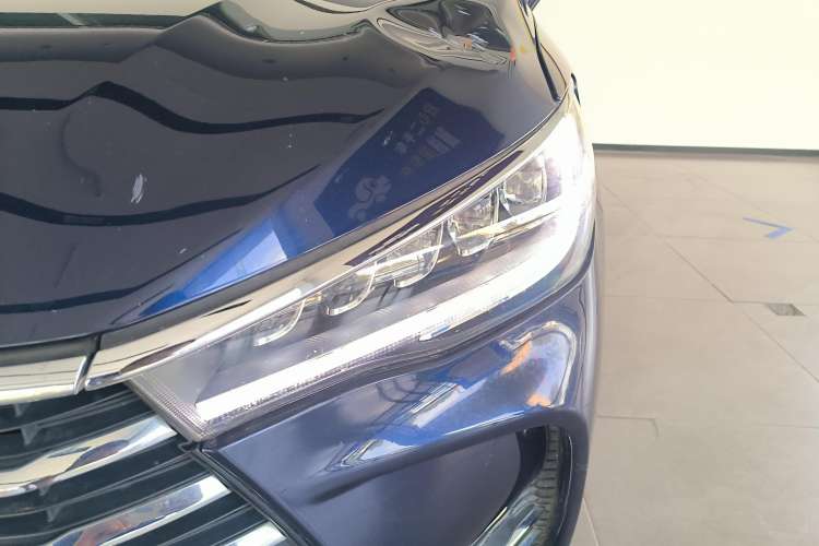 Used BYD Song MAX 2019 1.5T Manual Smart Connect Ruiyi Sunroof Model 7 Seats China V Emission Standard
