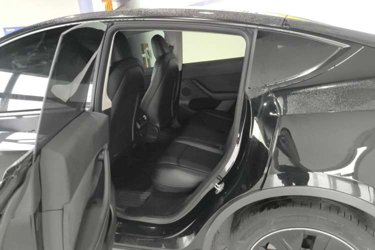 Used Tesla Model Y 2021 Standard Range Rear-Wheel Drive Version
