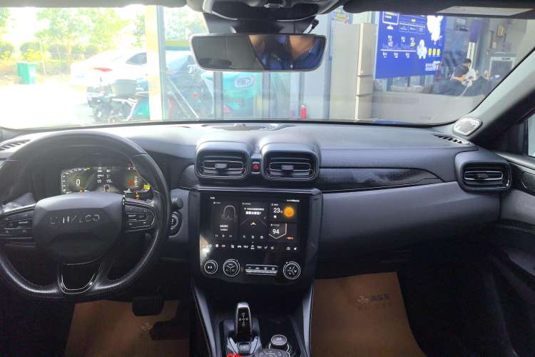 Used Lynk & Co 03 2022 2.0TD DCT JingPro
