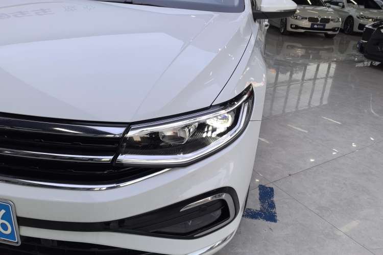 Used Volkswagen Bora 2023 300TSI DSG Prestige Edition
