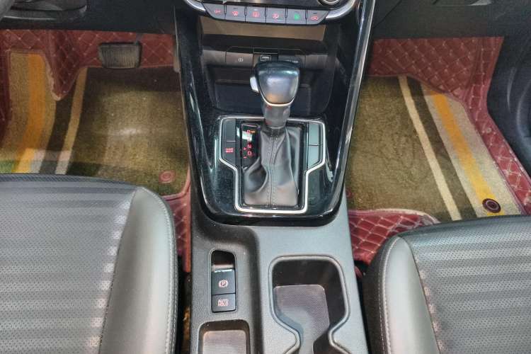 Used Kia Sportage R 2018 2.0L Automatic Smart Luxury Version China V Standard
