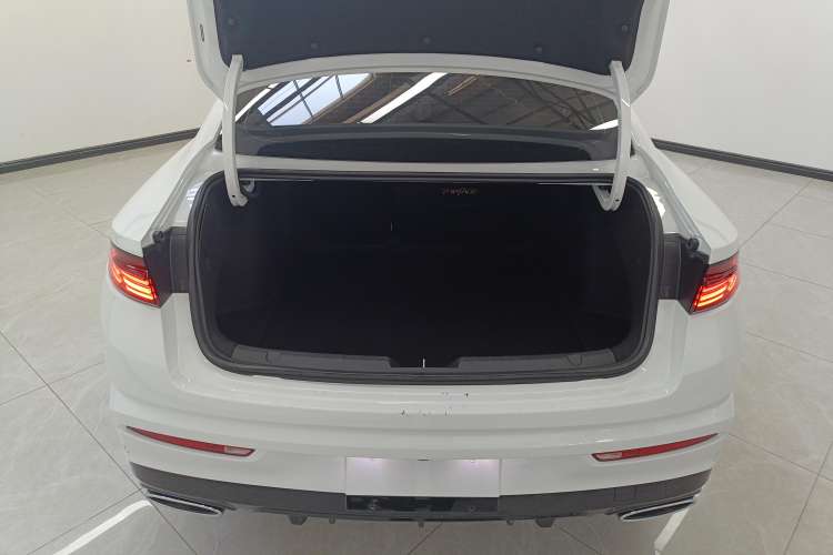 Used Geely Auto Preface 2023 2.0TD Luxury Version
