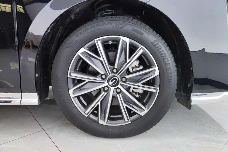 Used GAC Trumpchi M8 2024 Master Series 400T Prestige Edition
