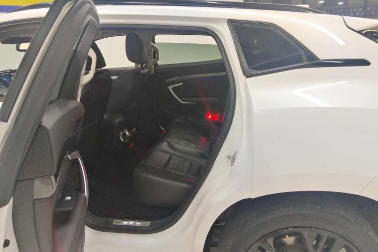 Used Wey VV7 2017 2.0T Flagship Edition
