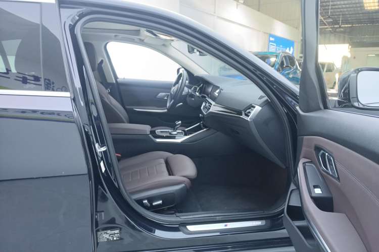 Used BMW 3 Series 2021 Second Facelift 320Li M Sport Package