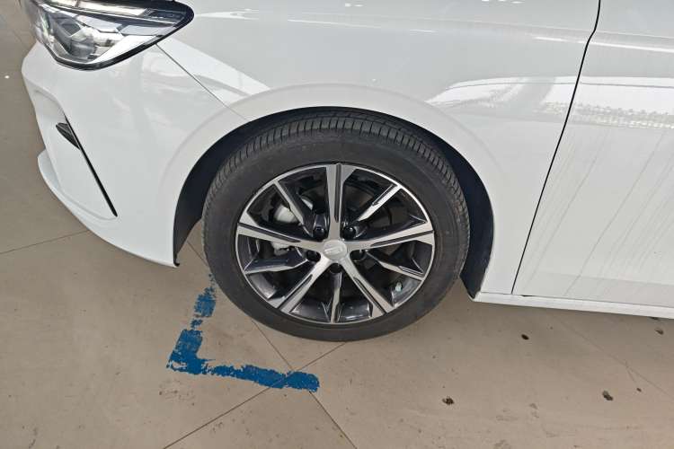 Used Geely Auto Emgrand 2023 4th Generation Champion Edition 1.5L CVT Prestige Model
