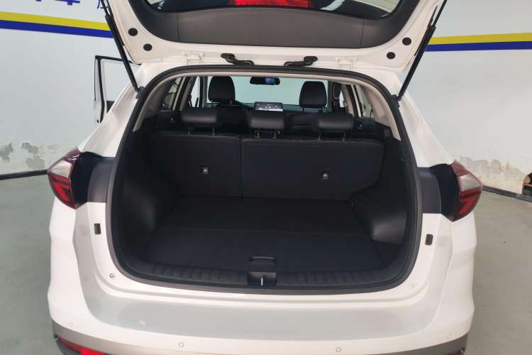 Used Hyundai Tucson 2020 280TGDi Two-Wheel-Drive GLS Fashion Edition China VI Standard
