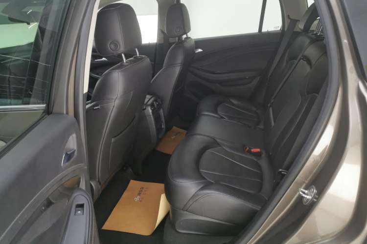 Used Buick Envision 2018 20T Two-Wheel-Drive Elite Model