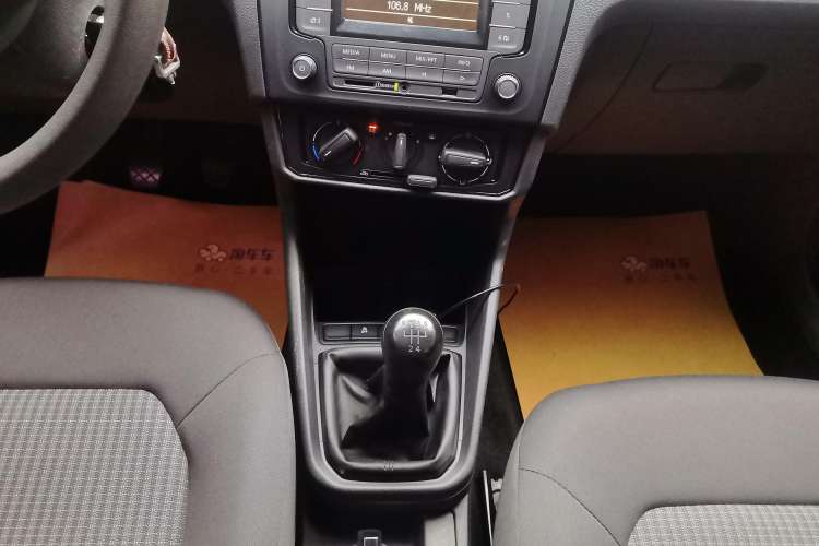 Used Volkswagen Santana 2019 1.5L Manual Fashion Edition China VI Standard