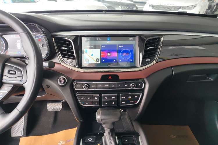 Used GAC Trumpchi GS8 2017 320T Two-Wheel Drive Luxury Smart Connectivity Version (7 Seats)
