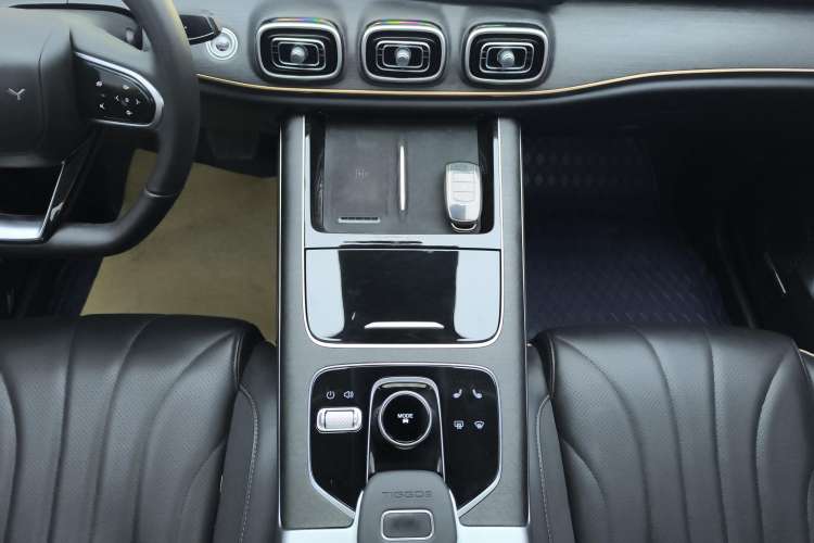 Used Chery Tiggo 9 2023 2.0T Dual-Clutch Two-Wheel Drive Luxury Edition 5 Seats
