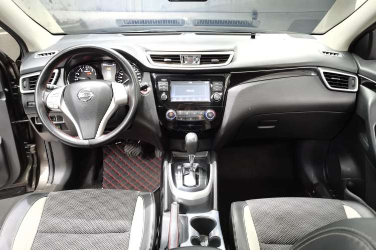 Used Nissan Qashqai 2016 2.0L CVT Luxury Edition
