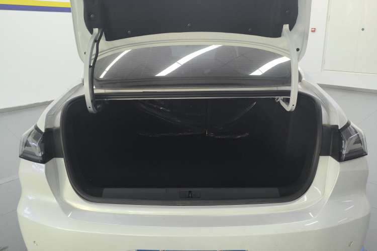 Used Peugeot 408 2022 1.6T Light-Chasing Edition