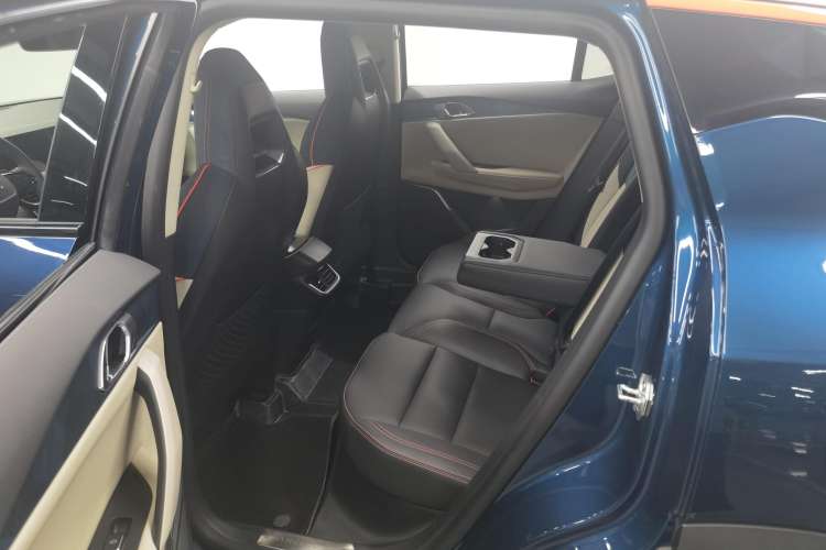 Used Lynk & Co 06 2020 1.5T Tech Pioneer Edition
