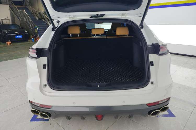 Used Changan UNI-K 2021 2.0T Prestige Edition
