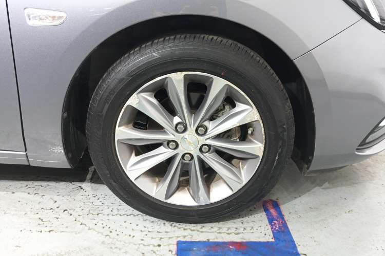 Used Chevrolet Monza 2022 320 Automatic Enjoyment Sunroof Version
