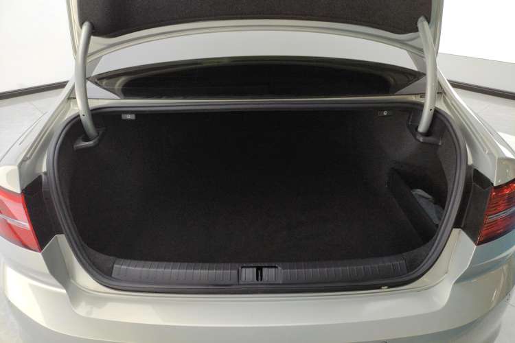 Used Volkswagen Magotan 2019 330TSI DSG Leading Model China VI Standard
