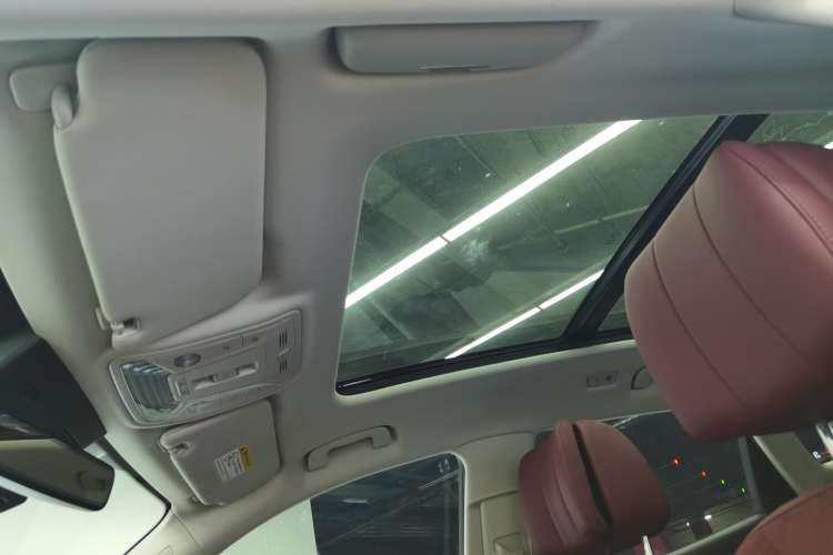 Used Hongqi HS5 2023 2.0T Qixiang Pro Edition
