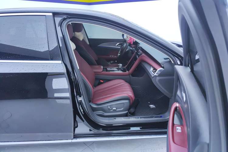 Used Hongqi H5 2024 2.0T Automatic Smart Connect Flagship Edition
