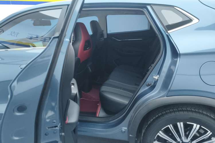 Used Oshan X5 2021 1.5T DCT Prestige Edition
