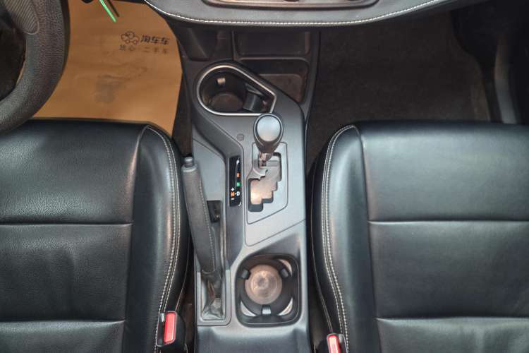 Used Toyota RAV4 2016 2.0L CVT Two-Wheel Drive Urban Edition China V Standard
