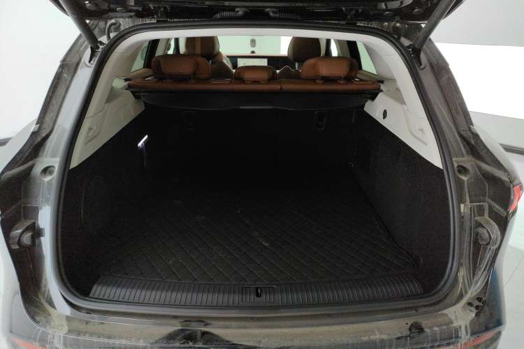 Used VOYAH FREE 2024 Ultra-Long Range Intelligent Driving Version
