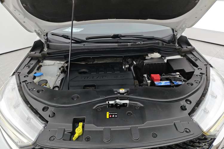 Used Haval M6 2021 PLUS 1.5T DCT Prestige Smart Connectivity Model
