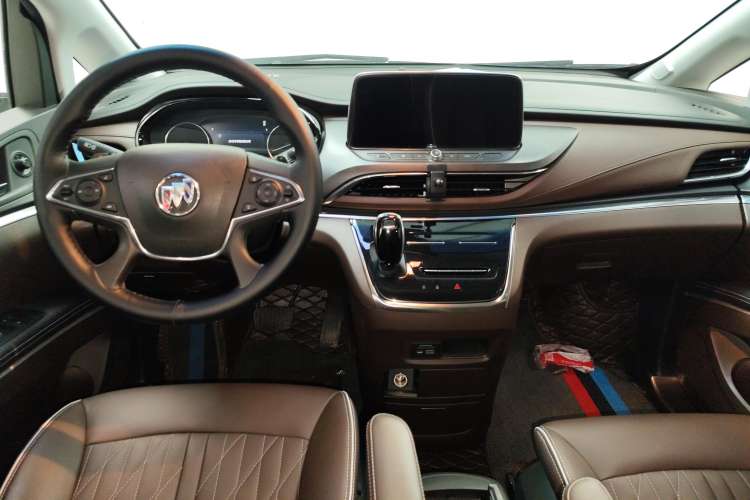 Used Buick GL8 2022 Land Business Class 652T Luxury Model