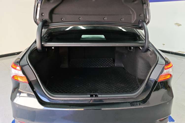 Used Toyota Camry 2021 Dual-Motor 2.5HG Luxury Edition
