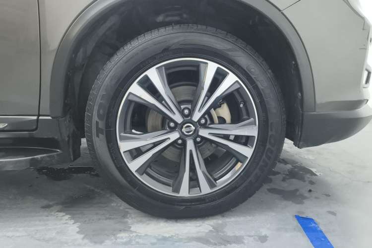 Used Nissan X-Trail 2017 2.5L CVT Luxury Edition 4WD
