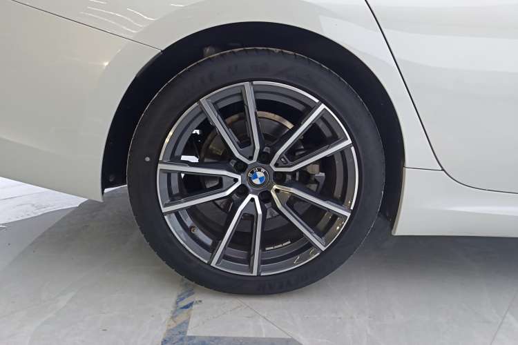 Used BMW 3 Series 2021 Restyled 325Li M Sport Package
