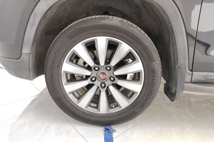 Used Roewe RX8 2018 30T Smart Connectivity Two-Wheel Drive Flagship Edition
