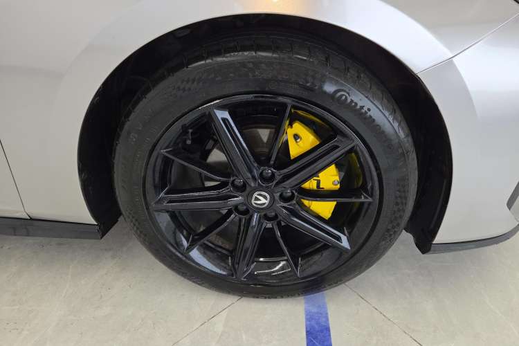 Used Changan UNI-V 2022 1.5T Prestige Version
