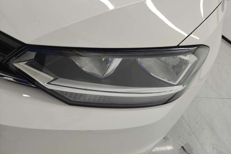 Used Volkswagen Touran 2016 Touran L 280TSI DSG Style Edition
