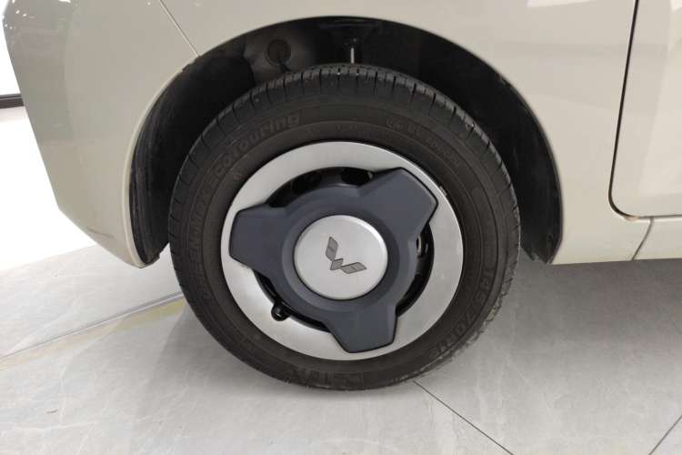 Used Wuling Hongguang MINIEV 2022 Macaron Premium Model – Lithium Iron Phosphate
