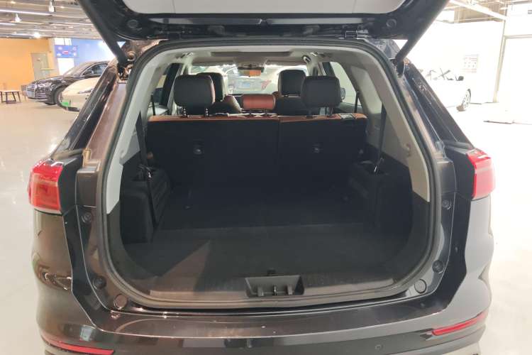 Used Chery Tiggo 8 PLUS 2021 290TGDI DCT Luxury Edition 6-Seater
