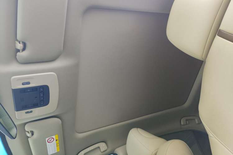 Used Toyota Camry 2019 2.5G Luxury Edition China VI Standard