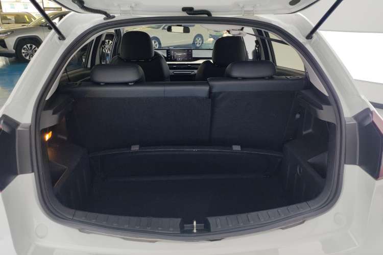 Used Geely Auto Vision X3 2021 PRO 1.5L CVT Deluxe Model
