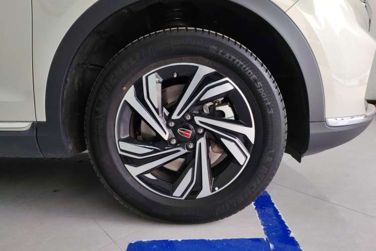 Used Hongqi HS5 2022 Revised Version 2.0T Smart Connect Flagship Edition
